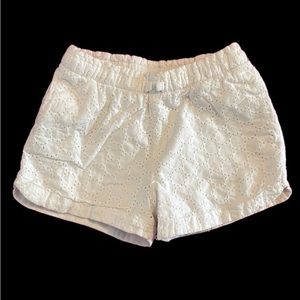 Cat&Jack white shorts with white thread pattern